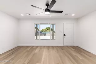 335 W Vineyard Rd, Phoenix, AZ 85041 - Photo 8