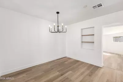 335 W Vineyard Road, Phoenix, AZ 85041 - Photo 10