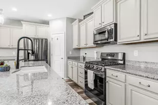 22461 E Tierra Grande, Queen Creek, AZ 85142 - Photo 32