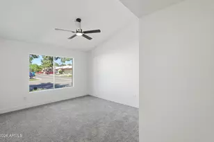 6813 W Eva St, Peoria, AZ 85345 - Photo 16