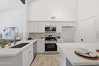 6813 W Eva Street, Peoria, AZ 85345 - Photo 14