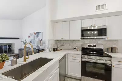 6813 W Eva Street, Peoria, AZ 85345 - Photo 14
