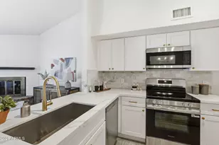 6813 W Eva St, Peoria, AZ 85345 - Photo 14