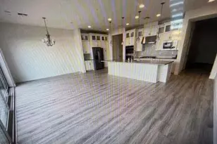 25428 N 19th Dr, Phoenix, AZ 85085 - Photo 2