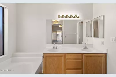 20401 N 105th Avenue, Peoria, AZ 85382 - Photo 18