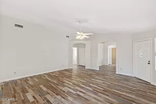 20401 N 105th Ave, Peoria, AZ 85382 - Photo 12