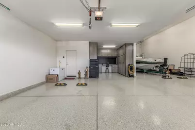 16882 W Cielo Grande Avenue, Surprise, AZ 85387 - Photo 10