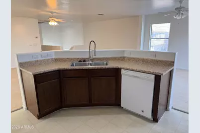 18363 N Betty Court, Maricopa, AZ 85138 - Photo 6