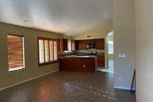 15820 W Latham St, Goodyear, AZ 85338 - Photo 6