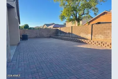 15820 W Latham Street, Goodyear, AZ 85338 - Photo 14