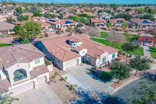 898 W Grove St, Litchfield Park, AZ 85340 - Photo 2