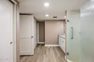 2035 W Waltann Ln, Phoenix, AZ 85023 - Photo 18