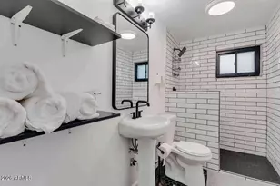 214 E Alice Ave, Phoenix, AZ 85020 - Photo 14