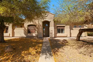 3778 S Cupertino Dr, Gilbert, AZ 85297 - Photo 2