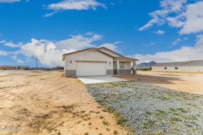 20419 W Mountain Sage Drive, Buckeye, AZ 85326 - Photo 2