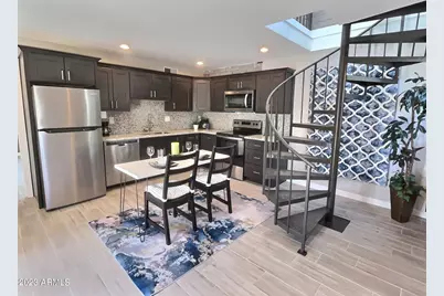 9202 N 6th Street #Apt 5, Phoenix, AZ 85020 - Photo 1