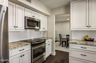 312 E Brook Hollow Dr, Phoenix, AZ 85022 - Photo 10