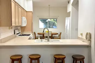 7401 W Arrowhead Clubhouse Dr, Glendale, AZ 85308 - Photo 12