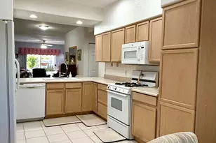 7401 W Arrowhead Clubhouse Dr, Glendale, AZ 85308 - Photo 16