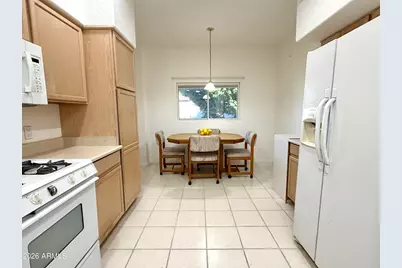 7401 W Arrowhead Clubhouse Drive #2026, Glendale, AZ 85308 - Photo 16