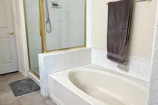 7401 W Arrowhead Clubhouse Dr, Glendale, AZ 85308 - Photo 20