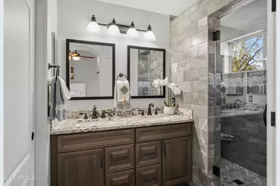 3542 E Kerry Lane, Phoenix, AZ 85050 - Photo 6