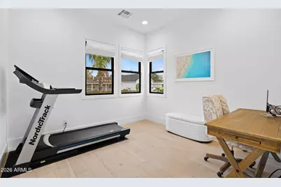 4145 N 42nd Place #1, Phoenix, AZ 85018 - Photo 14