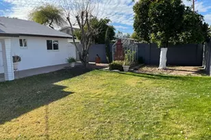 414 E Malibu Dr, Tempe, AZ 85282 - Photo 14