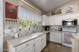 1850 W Desert Ln, Gilbert, AZ 85233 - Photo 12