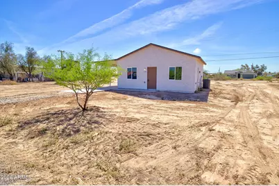 3165 W Solano Drive, Eloy, AZ 85131 - Photo 2