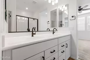 2658 S Sulley Dr, Gilbert, AZ 85295 - Photo 30