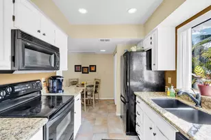 9430 E Mission Ln, Scottsdale, AZ 85258 - Photo 4