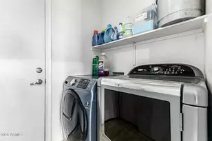 7205 W Sunderland Ave, Phoenix, AZ 85033 - Photo 26