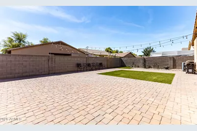 7205 W Sunderland Avenue, Phoenix, AZ 85033 - Photo 30