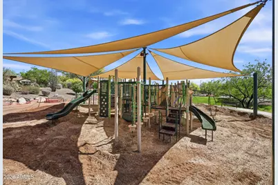 1717 W Buckhorn Trail, Phoenix, AZ 85085 - Photo 38