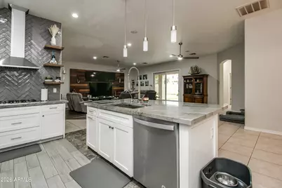 14539 W Hillside Street, Goodyear, AZ 85395 - Photo 12