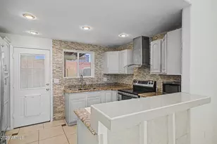 2225 E Catalina Dr, Phoenix, AZ 85016 - Photo 12