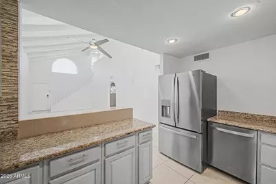 2225 E Catalina Drive, Phoenix, AZ 85016 - Photo 8