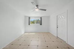 2225 E Catalina Dr, Phoenix, AZ 85016 - Photo 24
