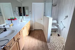 1028 N Assisted Living Way, Chandler, AZ 85225 - Photo 6