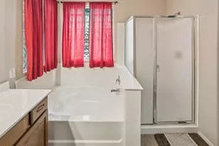 2925 E Andre Ave, Gilbert, AZ 85298 - Photo 10