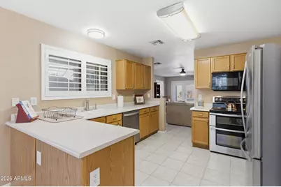 3214 W Louise Drive, Phoenix, AZ 85027 - Photo 4