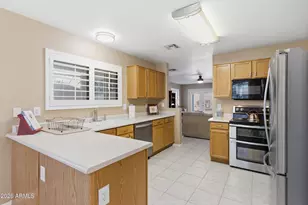 3214 W Louise Dr, Phoenix, AZ 85027 - Photo 4