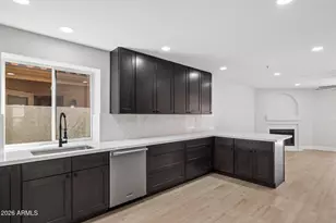 8833 E Charter Oak Dr, Scottsdale, AZ 85260 - Photo 18