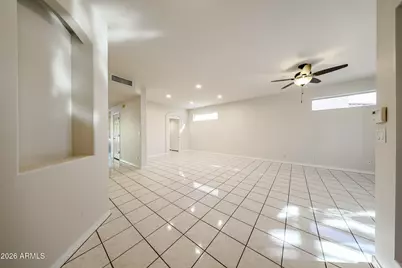 21699 N 61st Avenue, Glendale, AZ 85308 - Photo 14