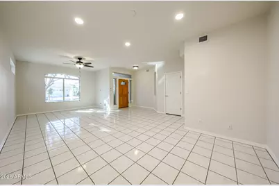 21699 N 61st Avenue, Glendale, AZ 85308 - Photo 12