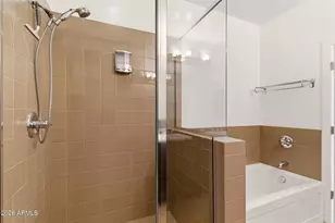 7291 N Scottsdale Rd, Paradise Valley, AZ 85253 - Photo 12