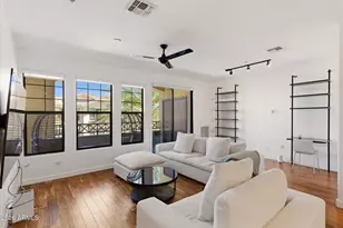 7291 N Scottsdale Rd, Paradise Valley, AZ 85253 - Photo 1