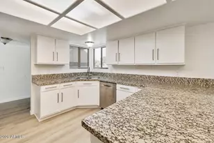 1921 E Gemini Dr, Tempe, AZ 85283 - Photo 12