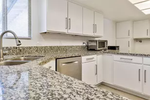 1921 E Gemini Dr, Tempe, AZ 85283 - Photo 10